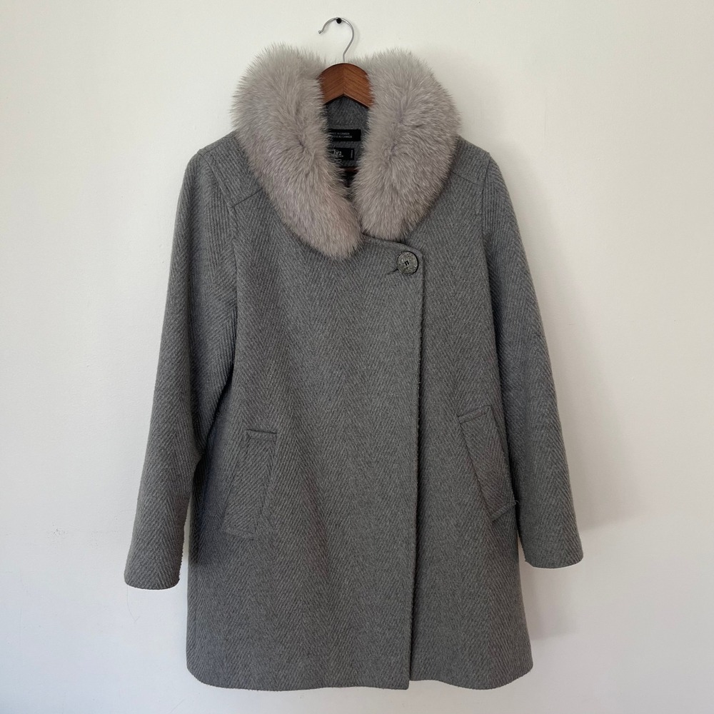 Holt Renfrew hr2 Grey Herringbone Coat Fox Fur Collar Made in Canada Women Small
